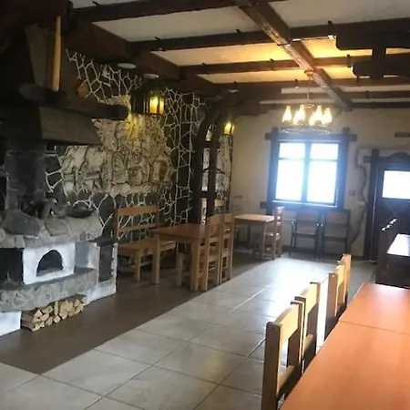 стрілець Hotel Volovets