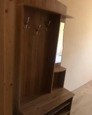 מלון стрілець וולובץ